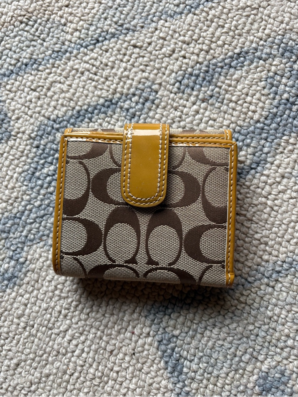 Coach Wallet in Signature Jacquard - Picture 2 of 7